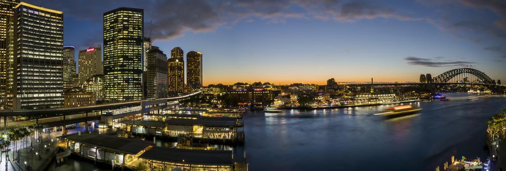 Pullman Quay Grand Sydney Harbour Hotel Exterior photo